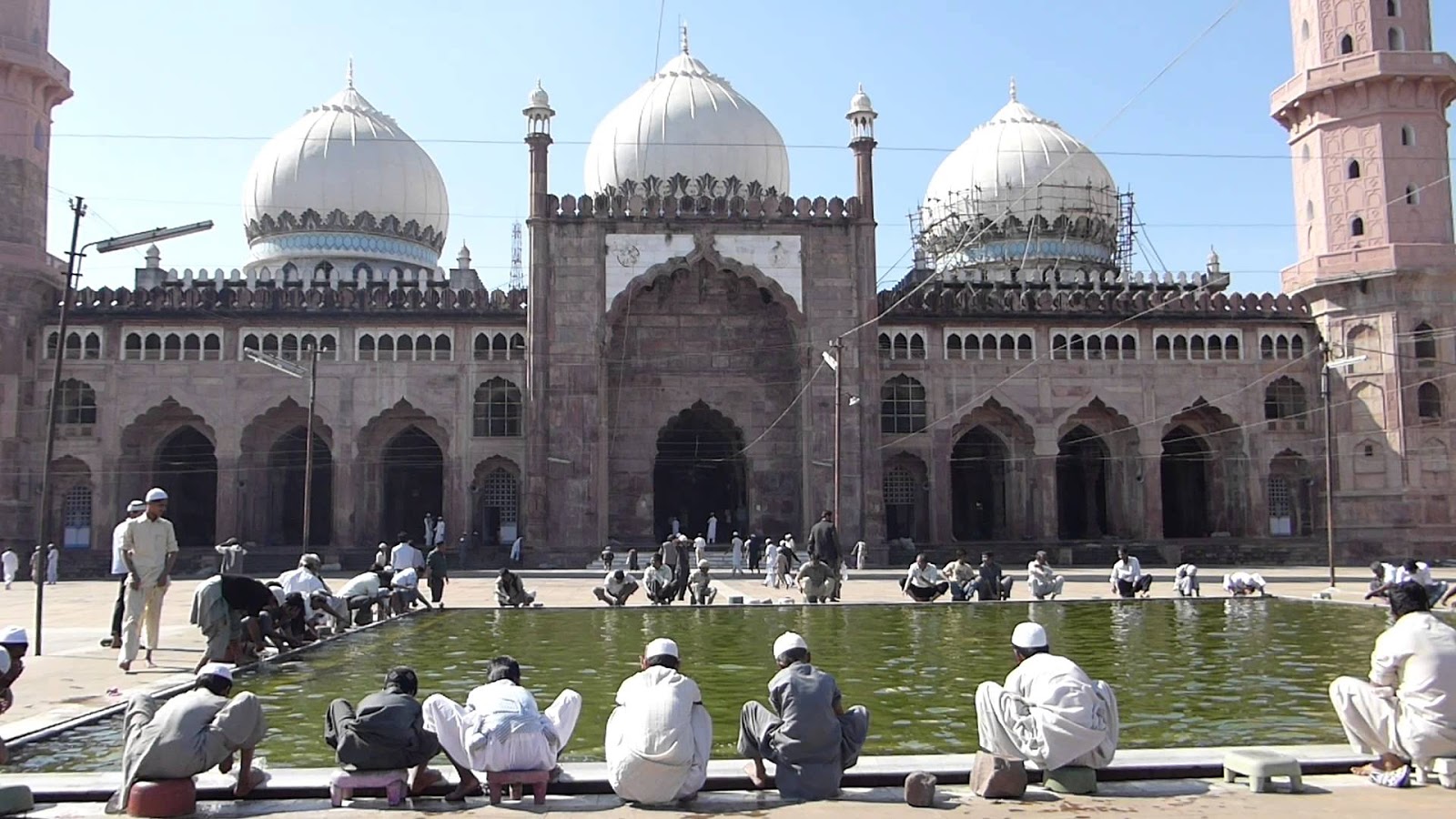 Taj ul Masajid