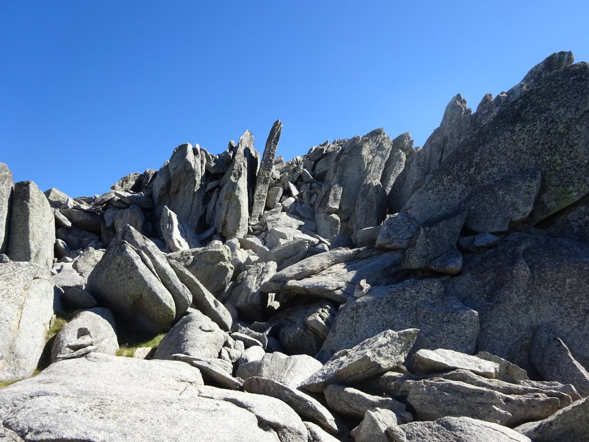 Summit Walk/Main Range Trail