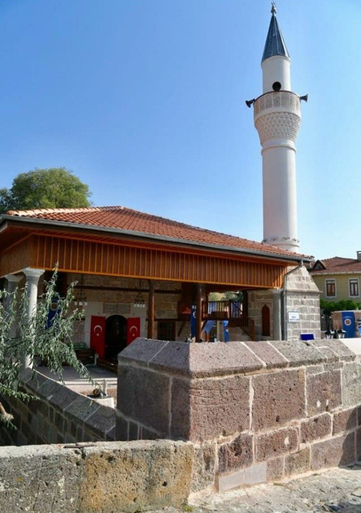 Tas Kopru Camii