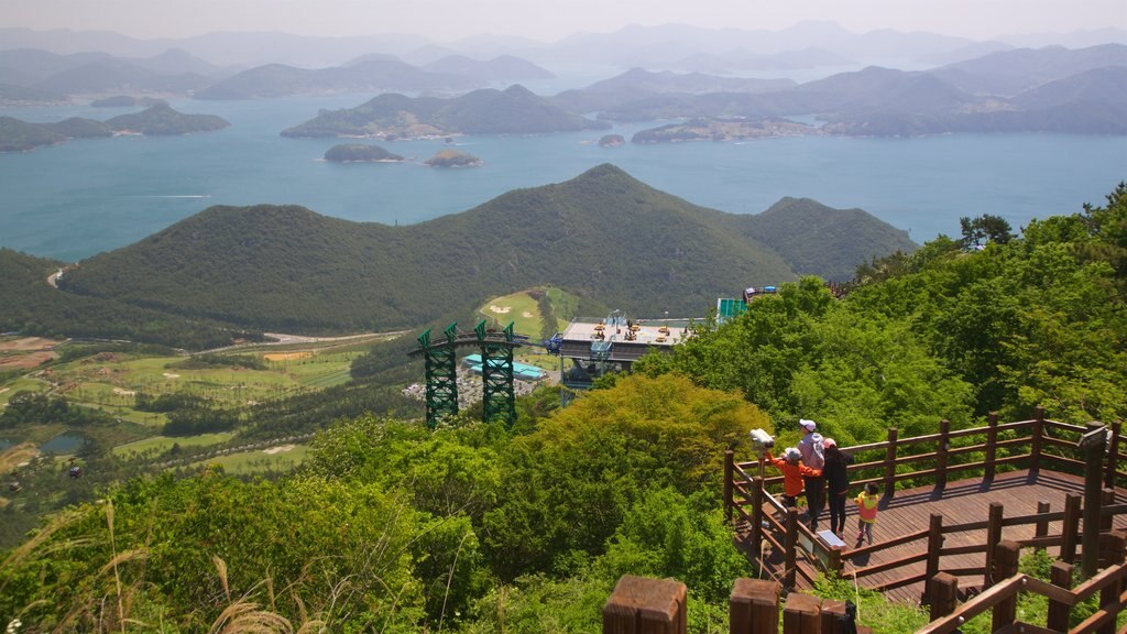 Tongyeong Marine Tourism Park