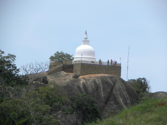 Sithulpawwa Rock Temple