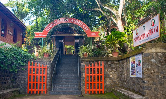 Sivananda Yoga Vedanta Dhanwantari Ashram