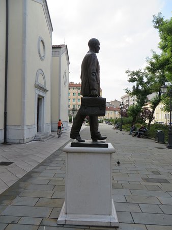 Statua di Osiride Brovedani