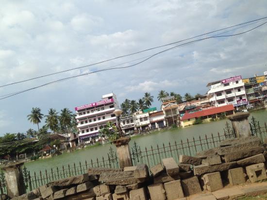 Sreevaraham Temple Pond