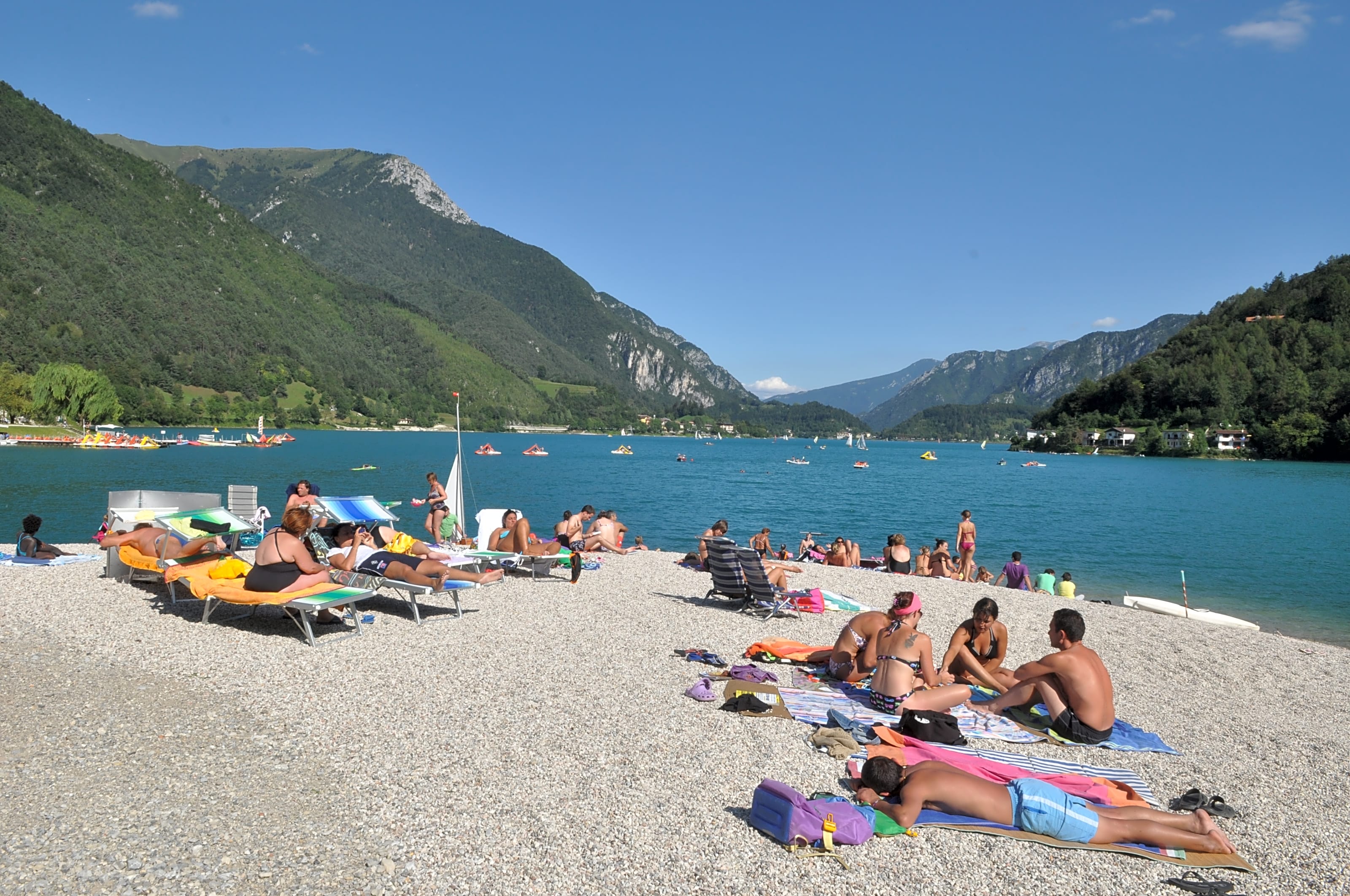 Spiaggia Camping Lago Azzurro