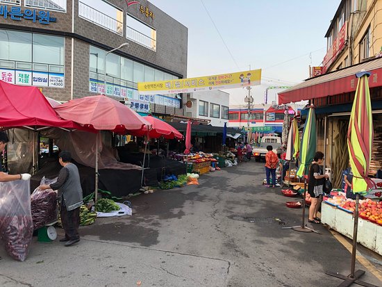 Yeokjeon Market