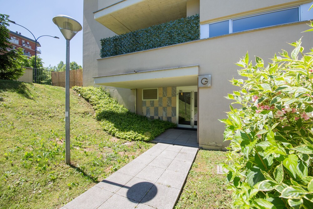 Villa Marelli Capponago Lattuada