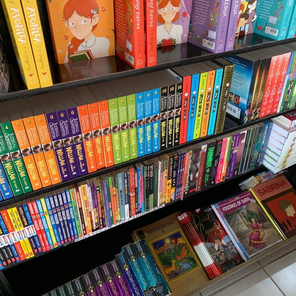 Vijitha Yapa Bookstore