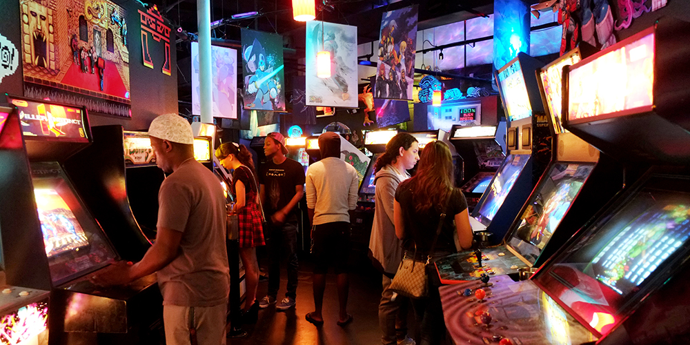 VIDEO&GAMES BAR