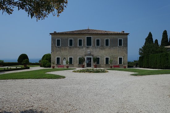 Villa Brenzoni, Guarienti