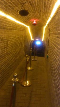 Bozhou Ancient Tunnel