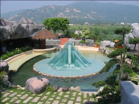 Dongshanhu Hot Spring Resort