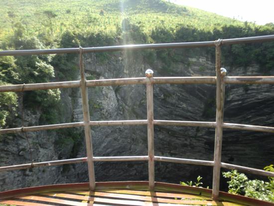 Tongtianluo Down Cave