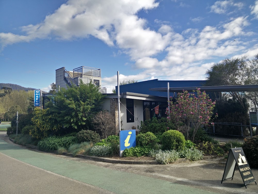 Mount Beauty Visitor Information Centre & Museum