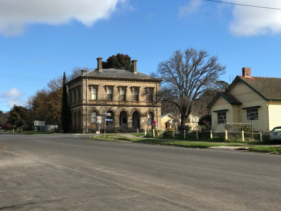 Clunes Historic Streetscape/Buildings