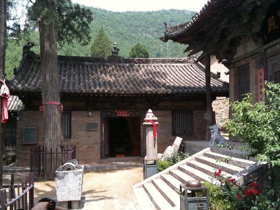 Shanxi Longmen Mountain