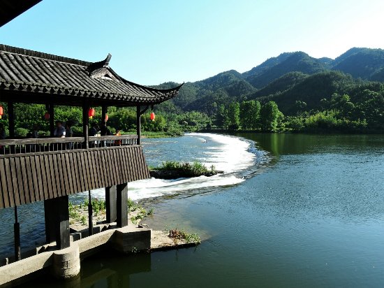 Tongji Weir