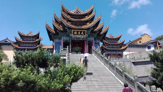 Lingyin Temple