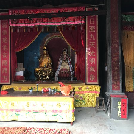 Tianchi Temple