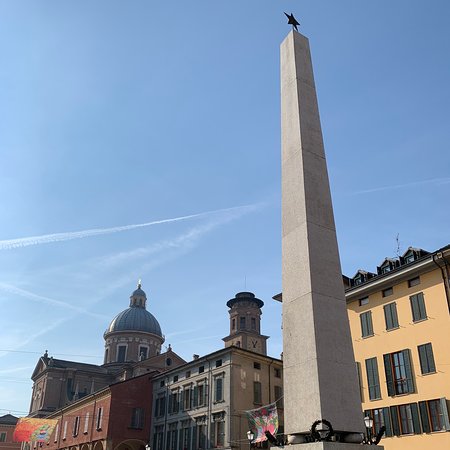 Obelisco di Piazza Gioberti