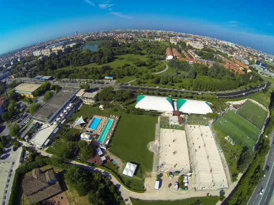 Garden Sporting Center