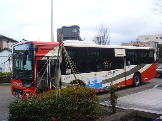 Hokuriku Railroad - Bus