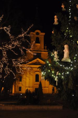 Szentharomsag Kapolna