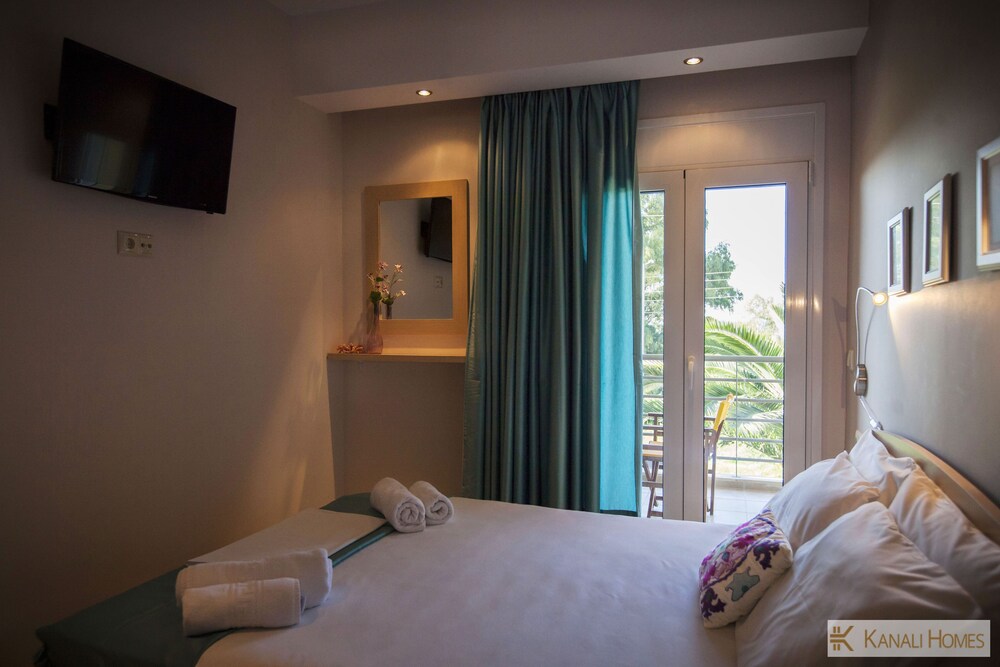 Room 52