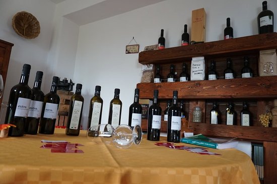 Tenuta Mainardi Winery and Farmhouse