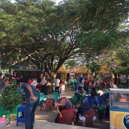 Blang Padang Square