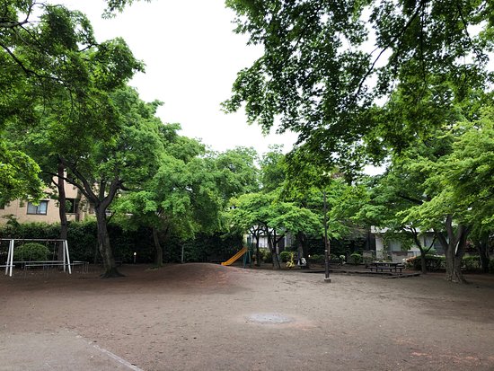 Momijiyama Park