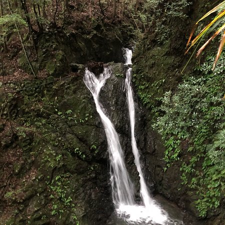 Kawane Meotodaki Waterfall