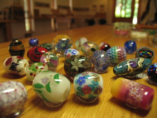 Jizai Glass Beads Studio & Gallery