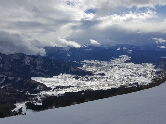 Yamase Onsen Ski Area