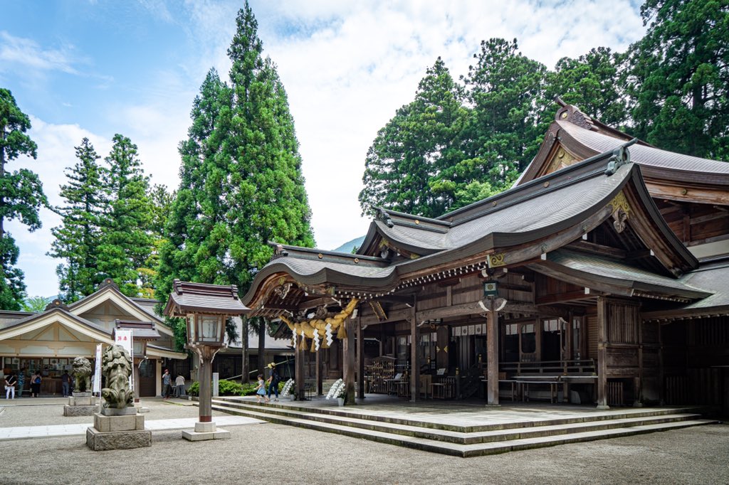 Shirayamahime Shrine