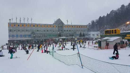 White Pia Takasu Ski Area