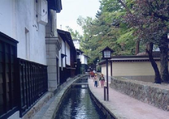 Shirakabe Dozogai