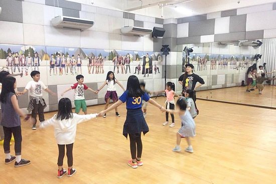 ABCDE Dance Studio