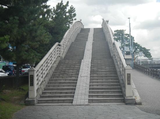 Yatatebashi Bridge
