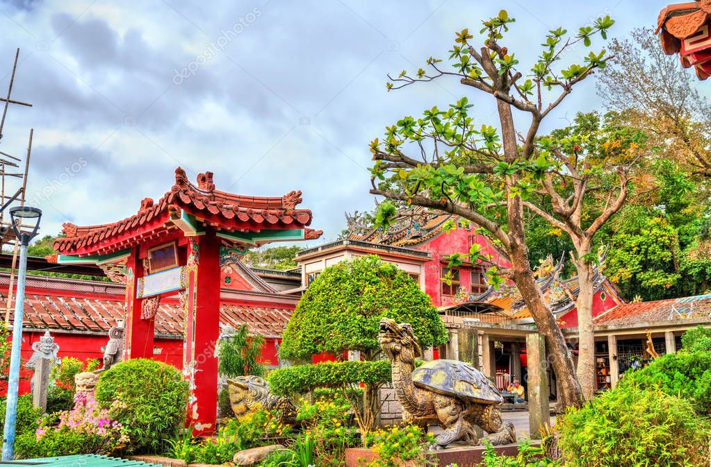 Zhishanyan Huiji Temple
