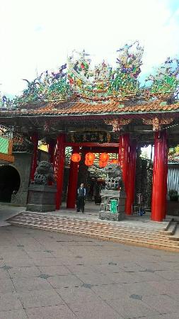 Bishanyan Kaizhang Shengwang Temple