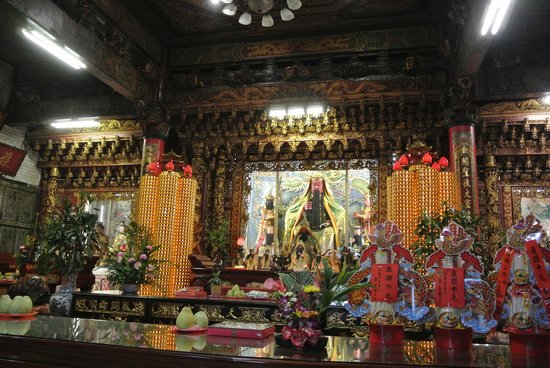 Longtan Nantian Temple