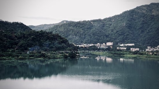 Guang Xing Riverside Park
