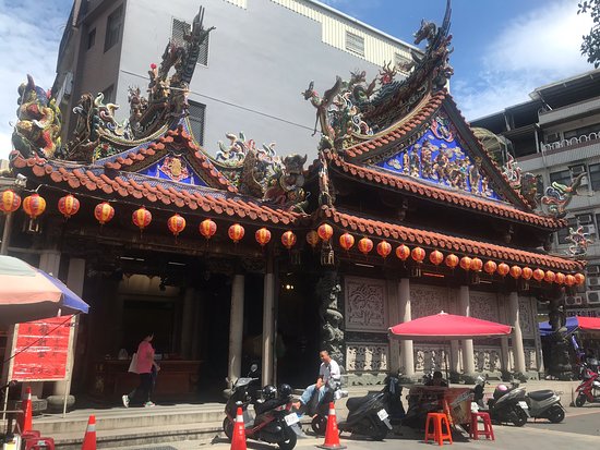San Zhi Fu Cheng Temple