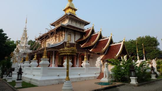 Wat Pa Daraphirom Temple