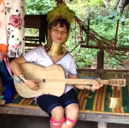 Ban Hmong Mae Sa Mai