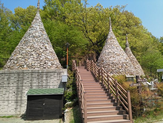 Paryongsan Doltab