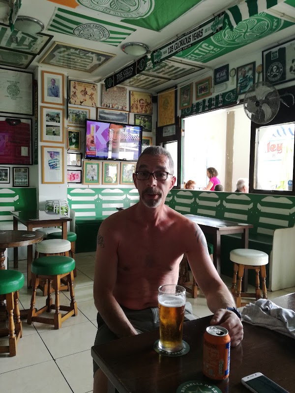 Hoops Bar