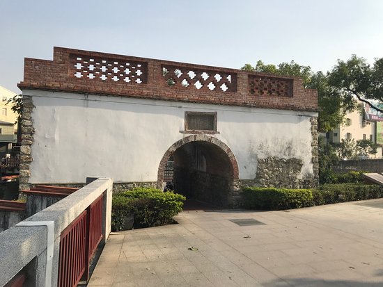 Dongbianmen