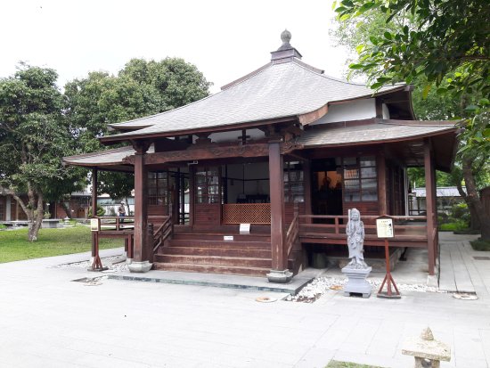 Hualian Jian Shrine